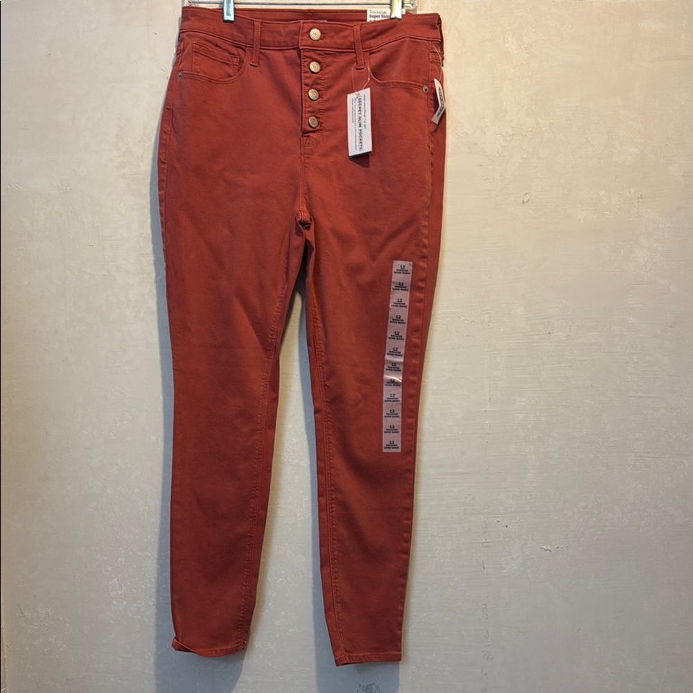 NWT Old Navy Rockstar Super Skinny Jeans Brick Red Size 12